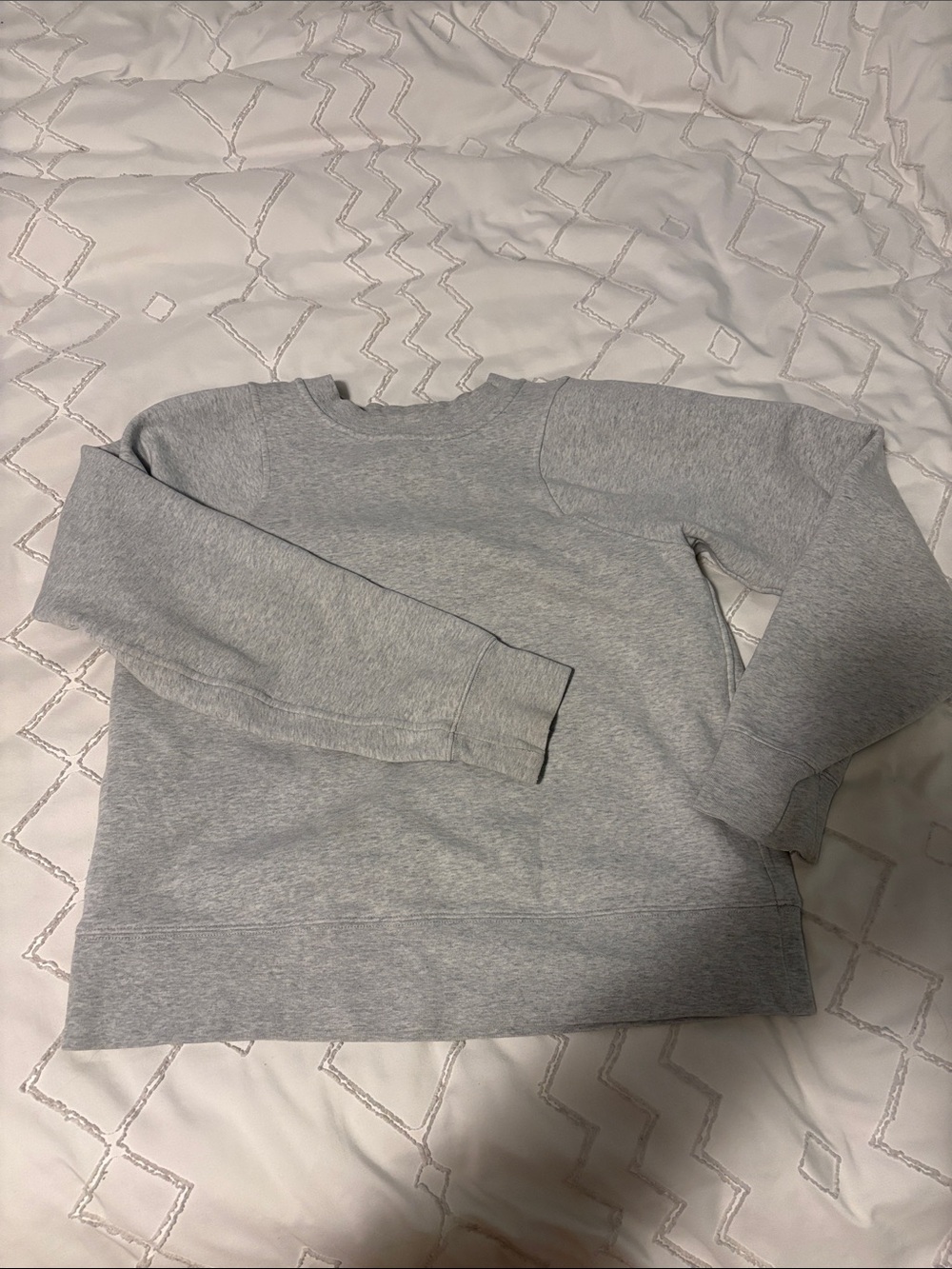 lululemon athletica Women’s Light Gray Crewneck Sweatshirt